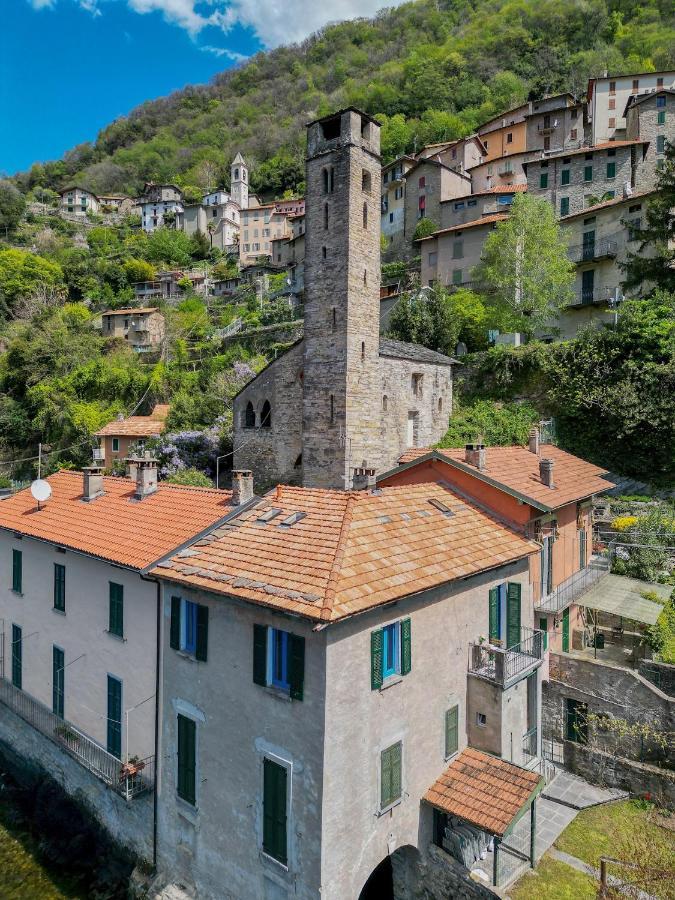 Deriva Apartment On Careno'S Beach By Rent All Como Nesso Esterno foto
