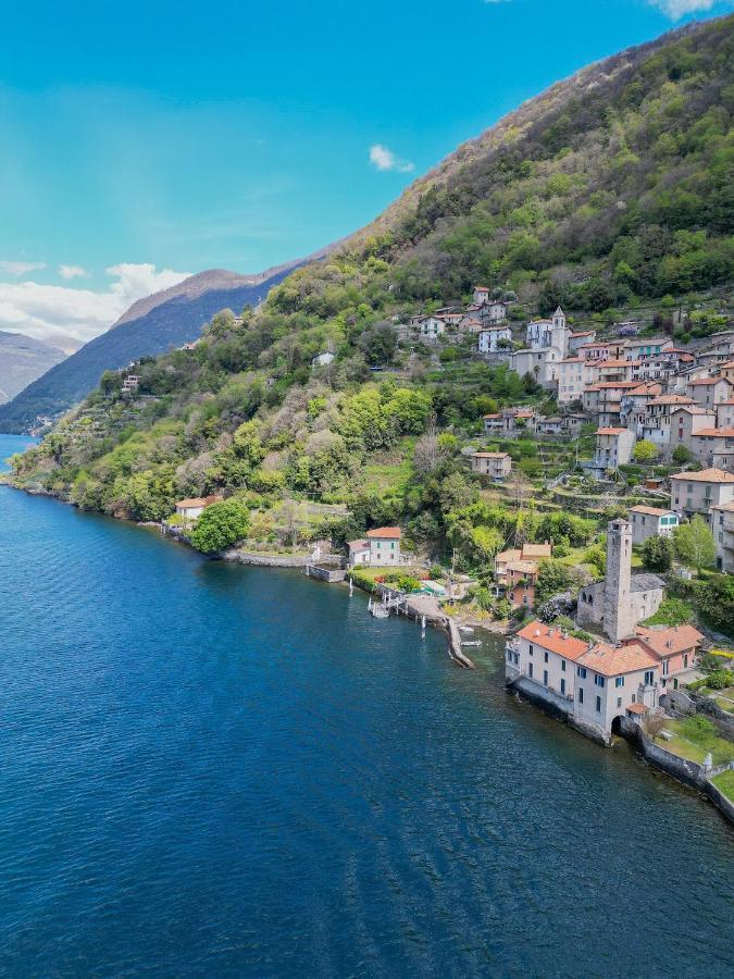 Deriva Apartment On Careno'S Beach By Rent All Como Nesso Esterno foto