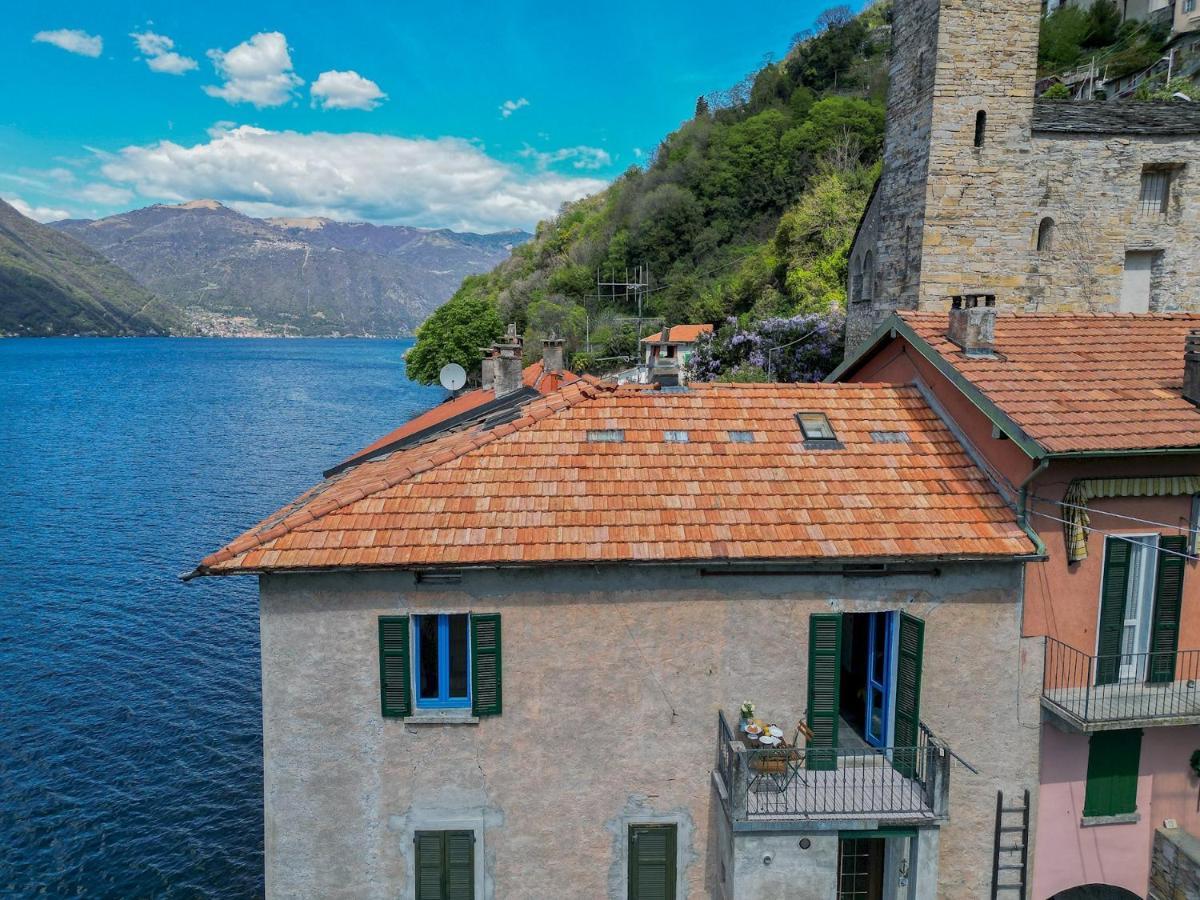 Deriva Apartment On Careno'S Beach By Rent All Como Nesso Esterno foto