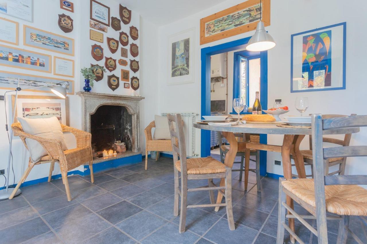 Deriva Apartment On Careno'S Beach By Rent All Como Nesso Esterno foto